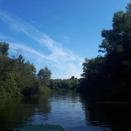 Joevo Het Pihenohaz Poroszlo