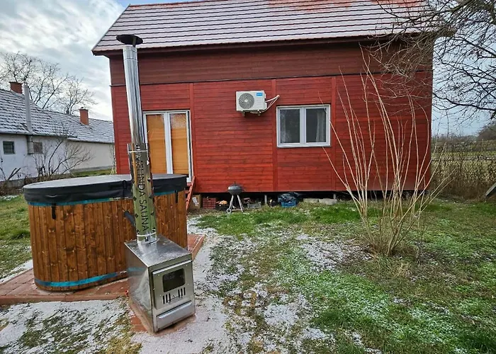 Holiday home Joevo Het Pihenohaz *